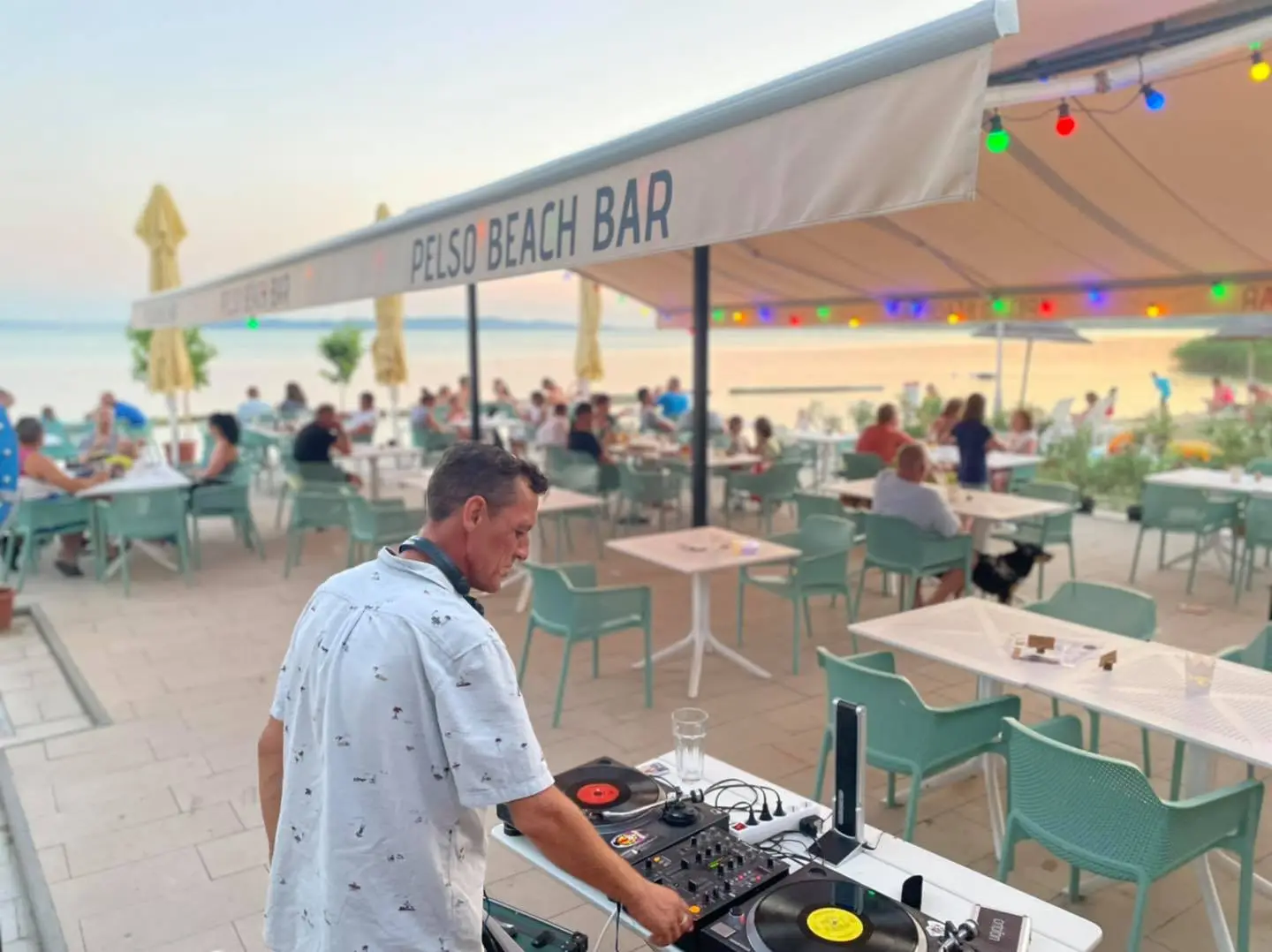 Pelso Beach Bar
